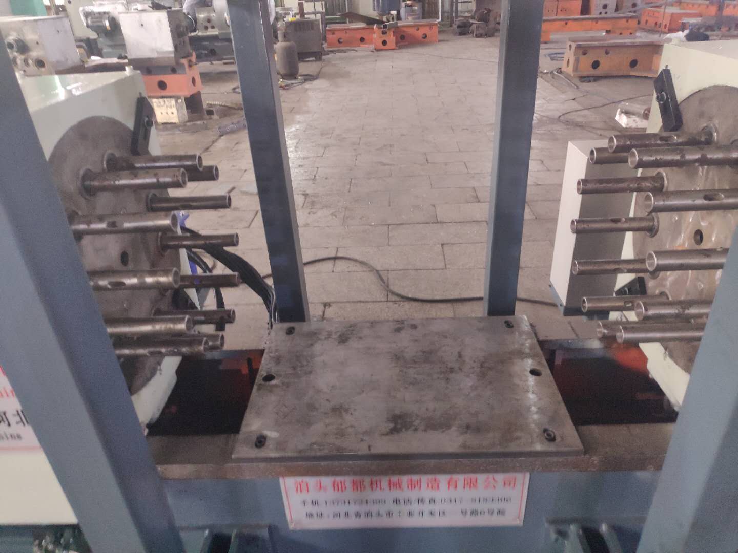 閥門(mén)多孔鉆攻絲機(jī)床